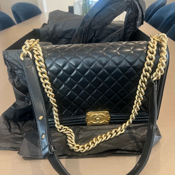 Chanel Boy Bag!! - Picture 3 of 15